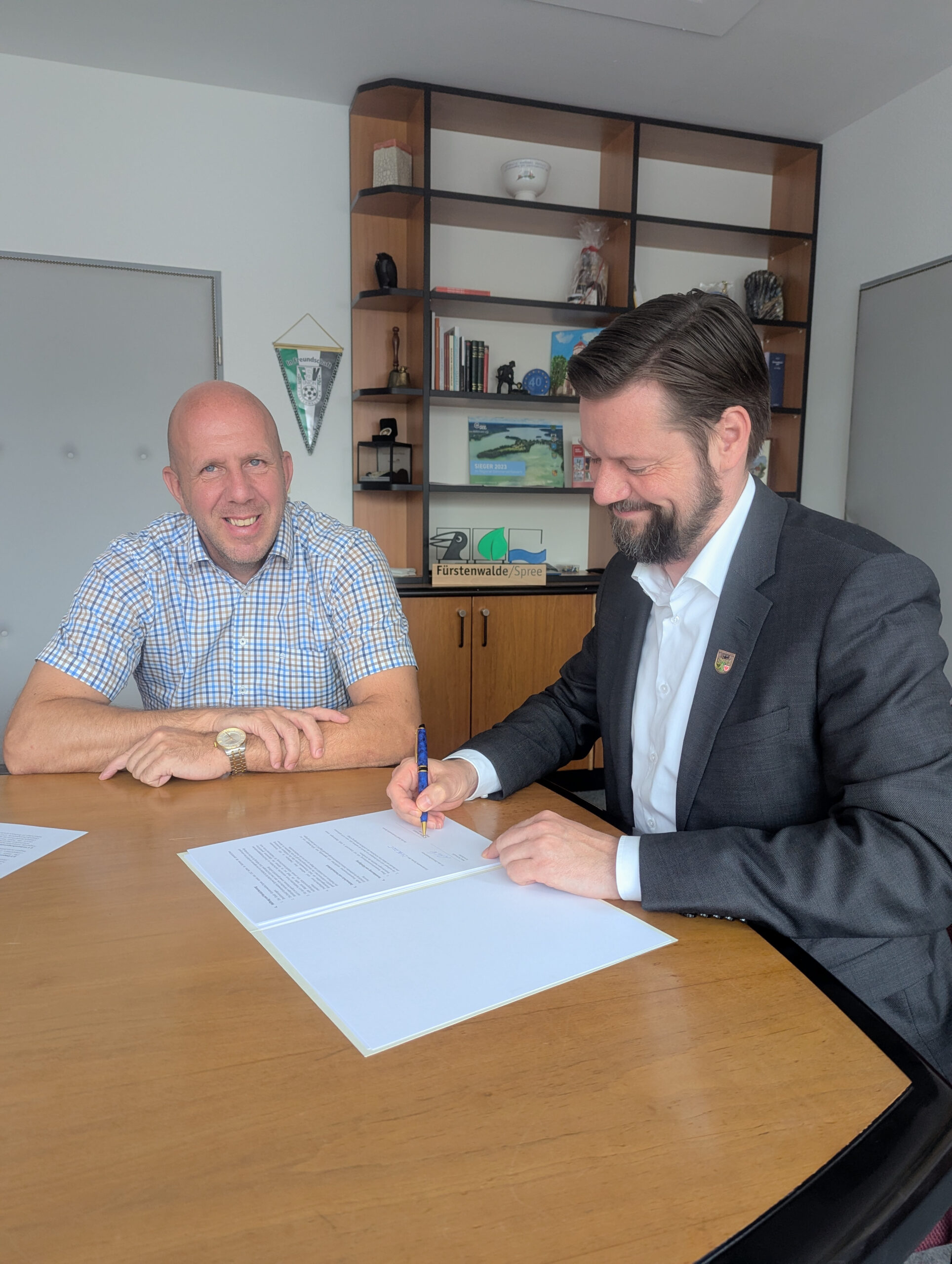 Fürstenwalde und OSZ Palmnicken unterzeichnen Kooperationsvertrag zur Stärkung der Erzieherausbildung