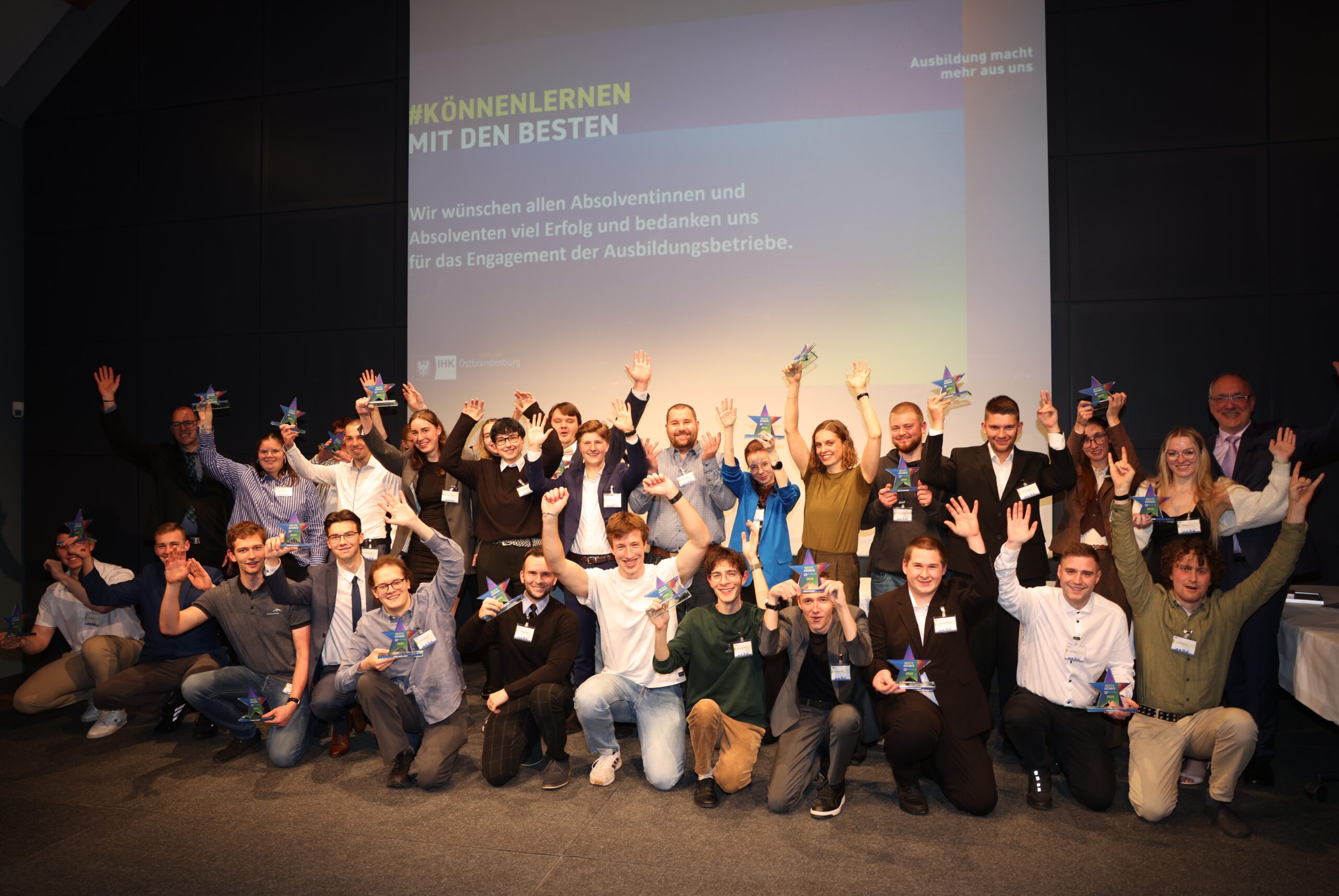 30 Spitzenkräfte der dualen Ausbildung in Ostbrandenburg ausgezeichnet