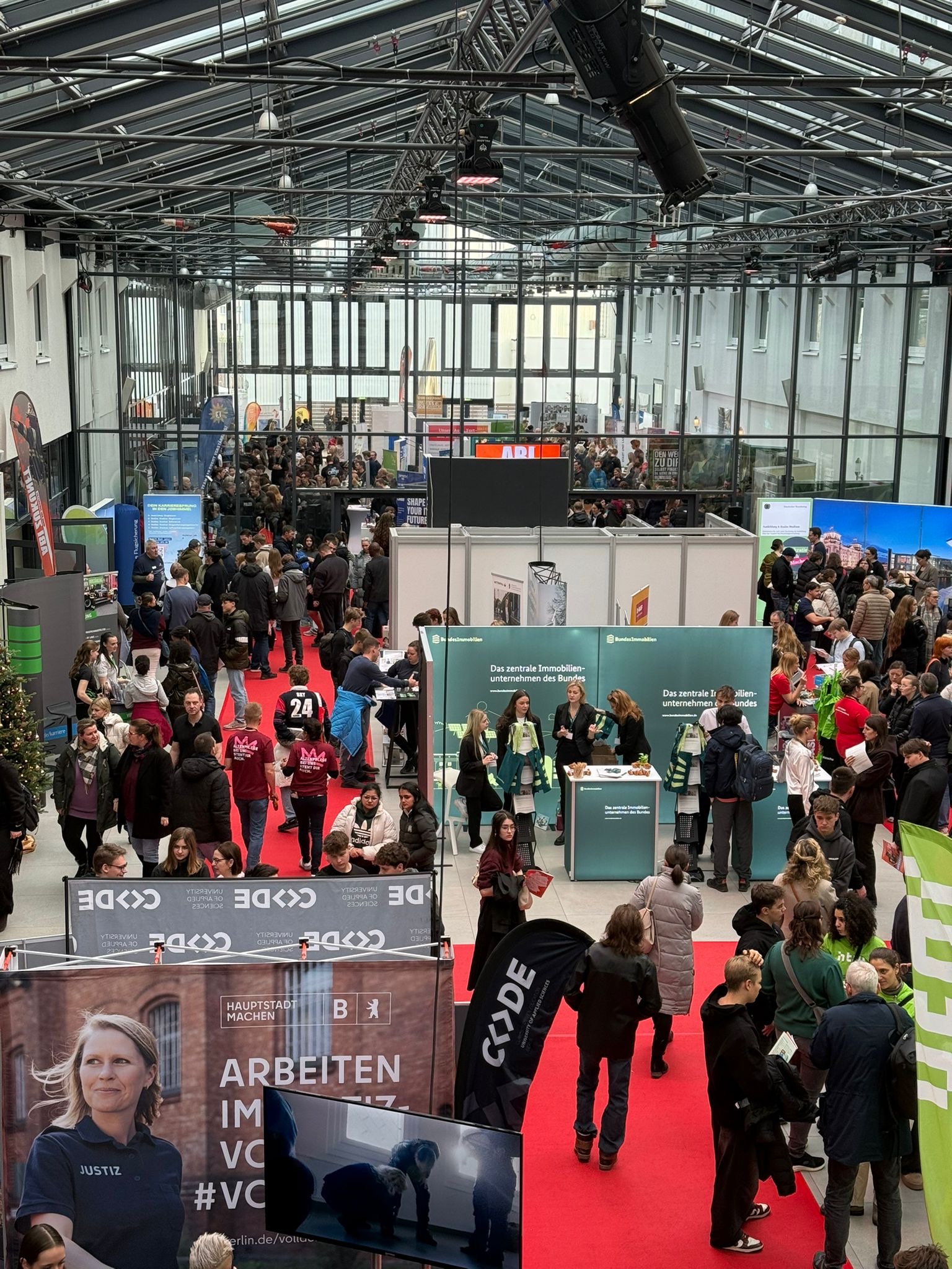 3.100 Besucherinnen und Besucher: Siebte ABI Zukunft Berlin überzeugt auf ganzer Linie