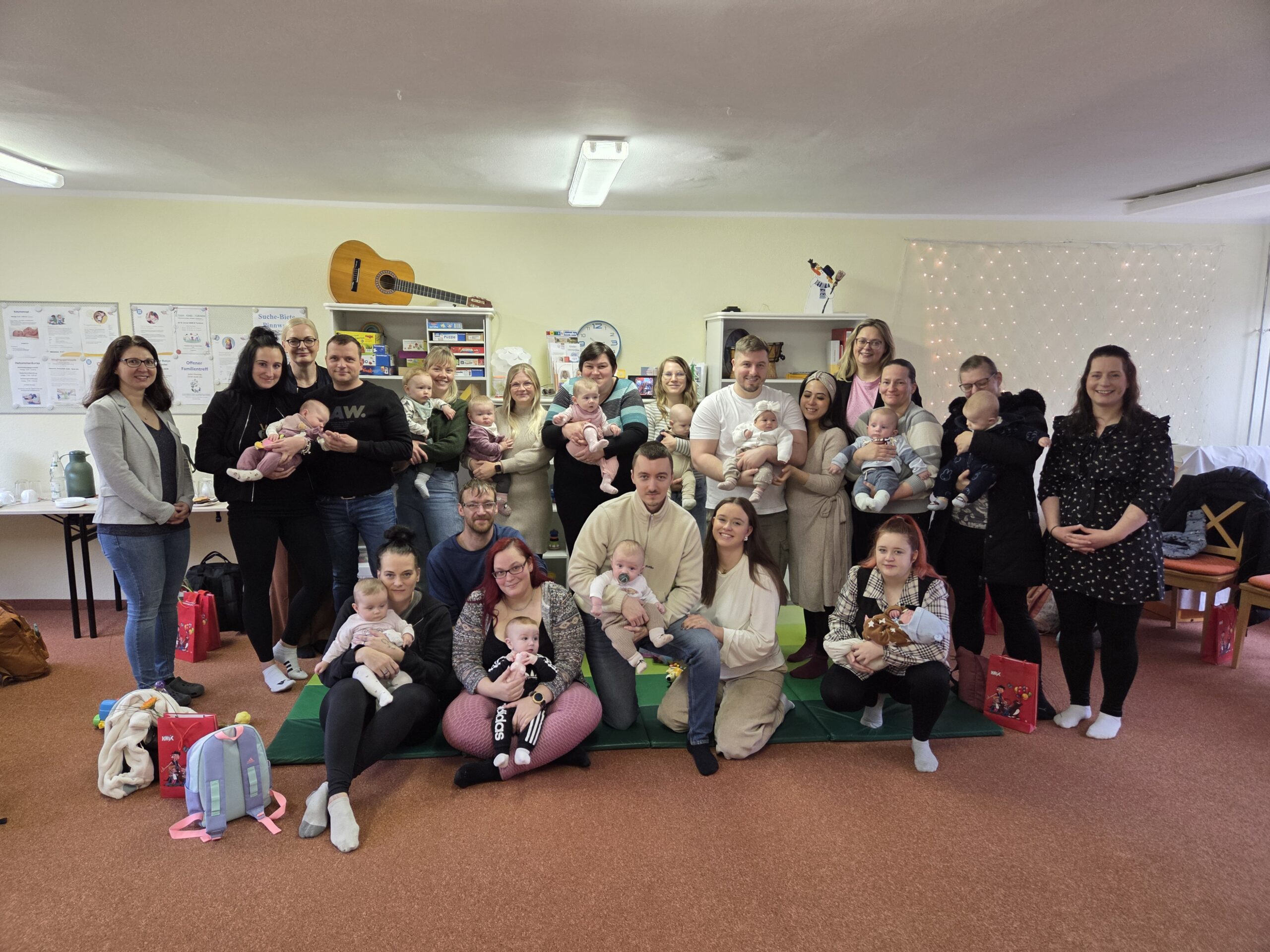 Willkommen in Eisenhüttenstadt: 19 Familien feiern ihre Neugeborenen