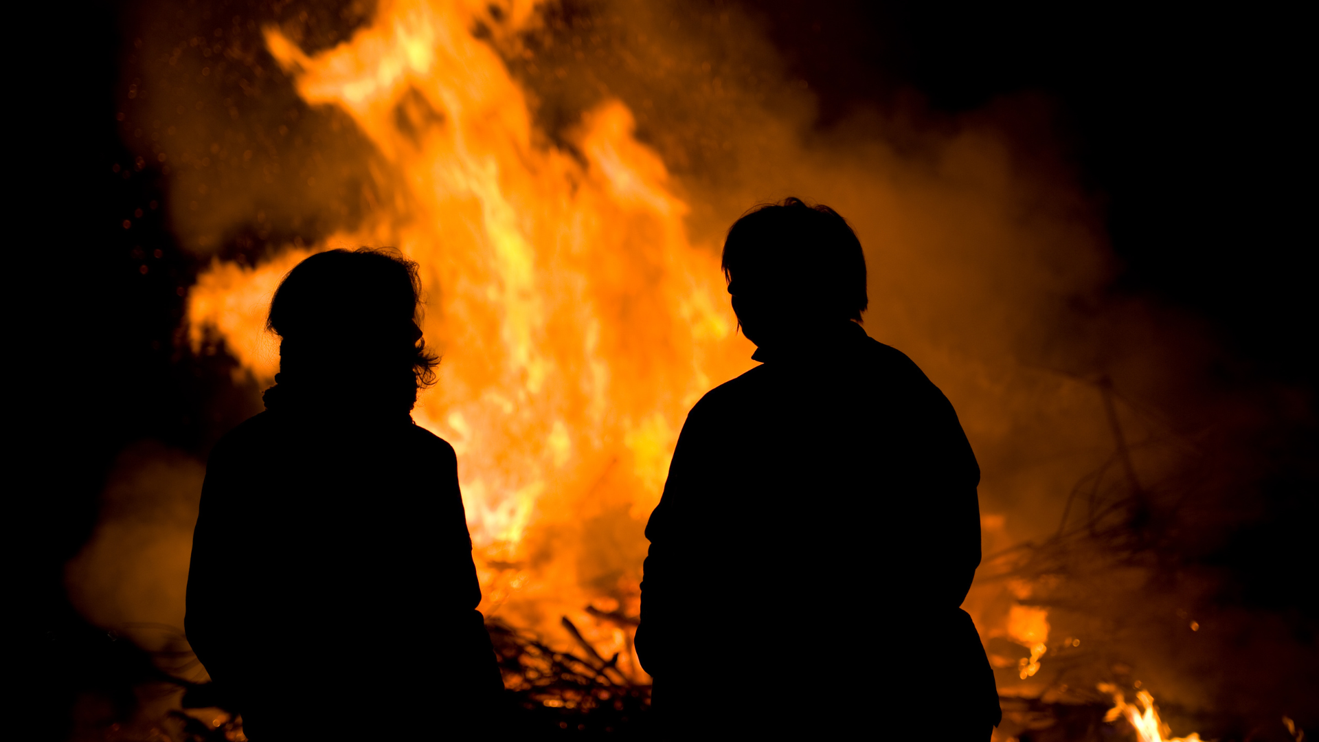 Fürstenberg(Oder) – Osterfeuer an der Kanalmündung